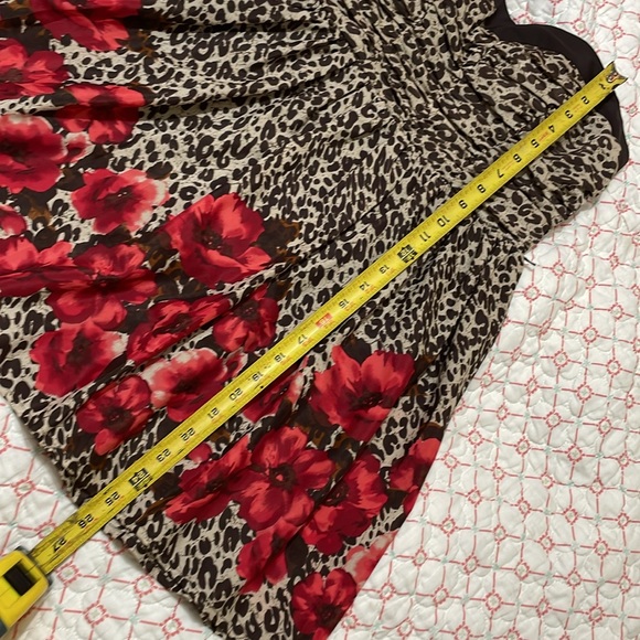 Strapless, leopard print fit, and flare and floral dress - Picture 8 of 8